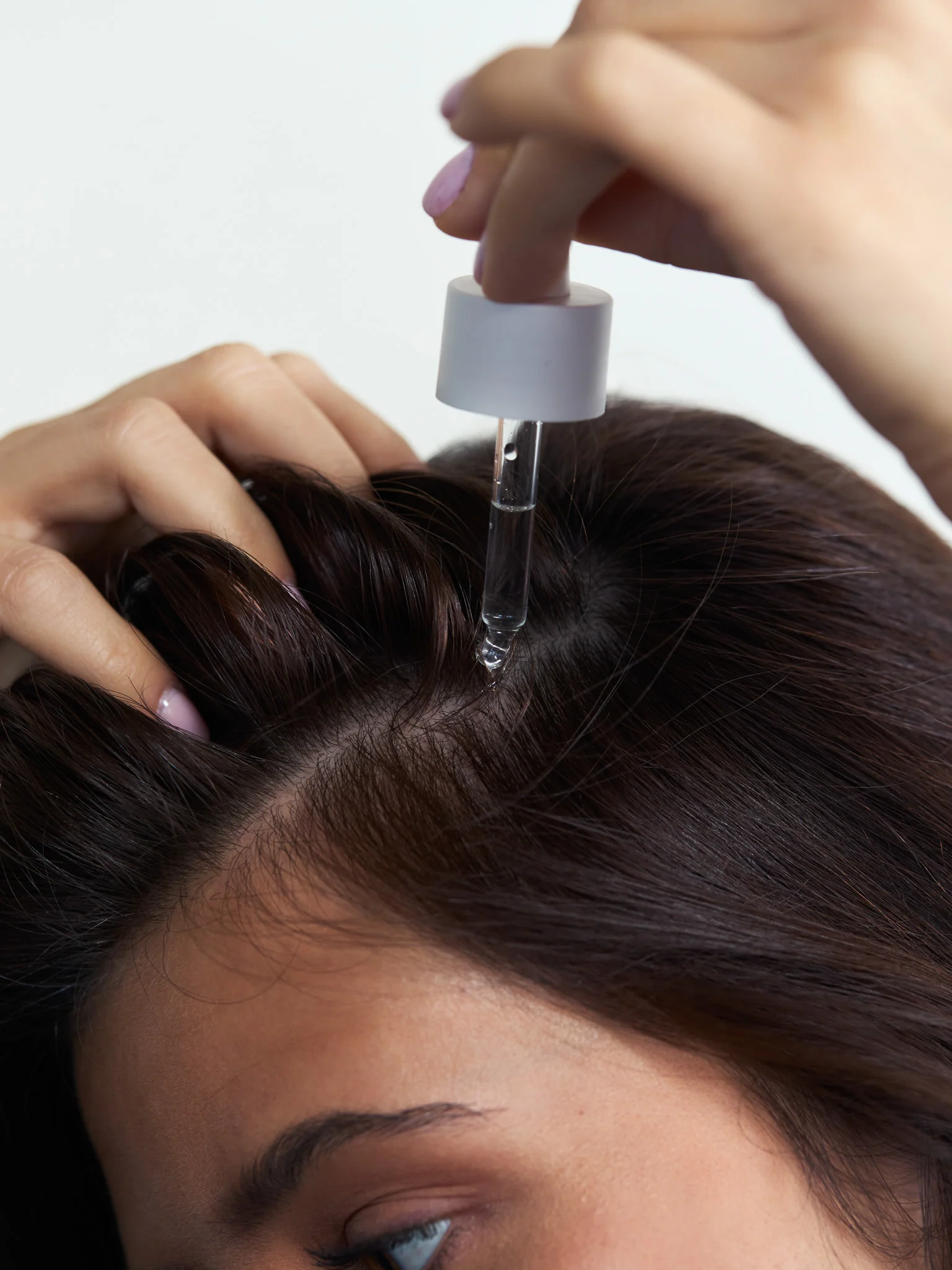 Regulierendes Kopfhaut Serum - Image 2